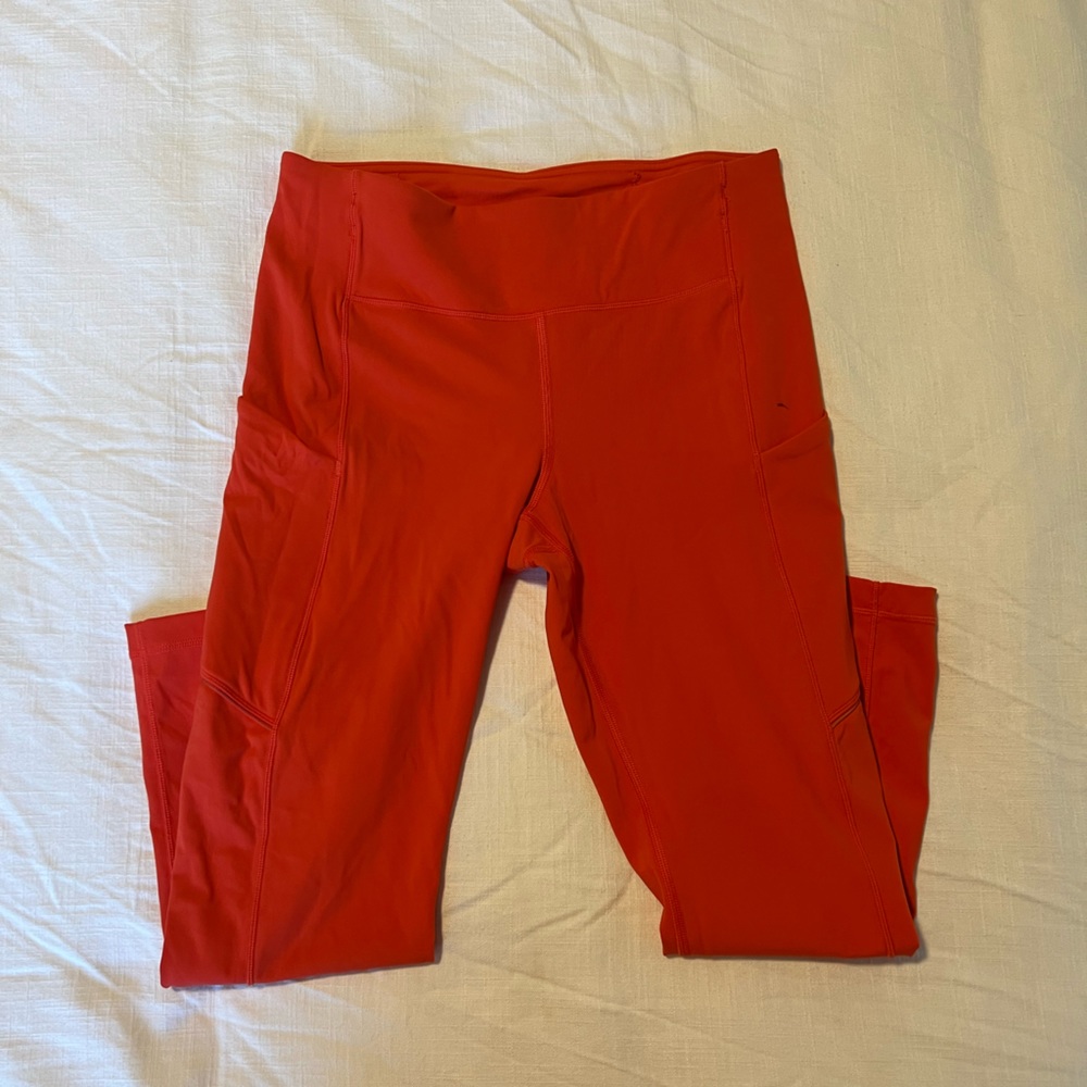 Lululemon leggings - speed up crop